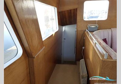 Bruce Roberts Waverunner 45 Motorboat 1992, with Iveco engine, United Kingdom