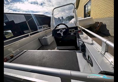 Buster M Styrepultbåd  Motorboat 2005, with Yamaha engine, Denmark