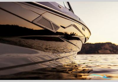 CENTURION NV 233 Motorboat 2025, with PCM L96 V8 6.0 ltr engine, United Kingdom