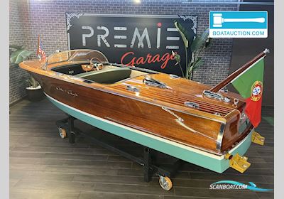 CHRIS CRAFT Capri 19 Motorboat 1956, with Owens Flagship engine, Portugal