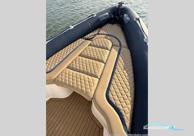 COBRA 8m Rib Motorboat 2010, with Yamaha F300 engine, United Kingdom