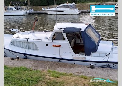 CROWN CRUISER 920 Motorboat 1980, with Peugeot indenor engine, Belgium
