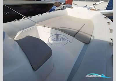 Capelli  Tempest 700 Motorboat 2012, with Yamaha engine, France