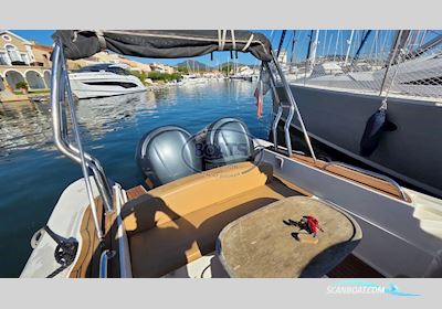 Capelli Tempest 900 WA Motorboat 2009, with Yamaha engine, France