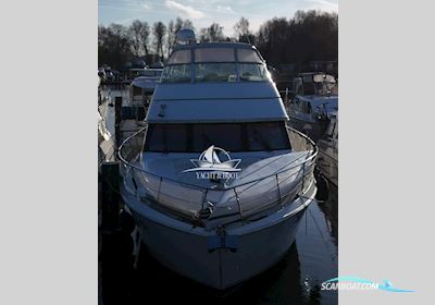 Carver 450 Voyager Pilothouse Motorboat 2000, with Cummins engine, Germany