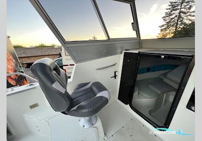 Celebrity 2500 Fish Hawk Motorboat 1995, with Mercruiser engine, The Netherlands