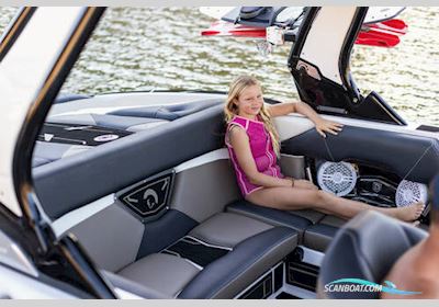 Centurion NV 213 Motorboat 2025, with Pcm L96 V8 6.0 Ltr engine, United Kingdom