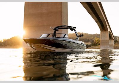 Centurion NV 233 Motorboat 2025, with Pcm L96 V8 6.0 Ltr engine, United Kingdom