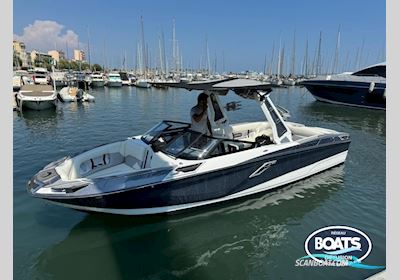 Centurion RI 265 Motorboat 2022, with Pcm 6.2 engine, France