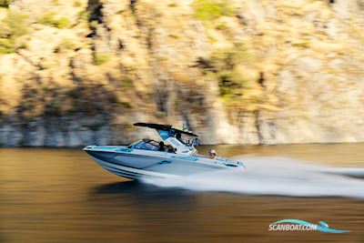 Centurion Ri245 Motorboat 2025, with Pcm ZZ6 6.2Ltr engine, United Kingdom