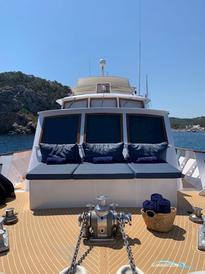 Cinna LA Spezia L23 Motorboat 1978, with Iveco Marine C13 Ent M50 530CV engine, Spain