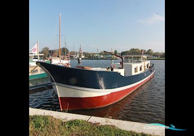 Clipper Barge Motorboat 1916, with Ford engine, The Netherlands