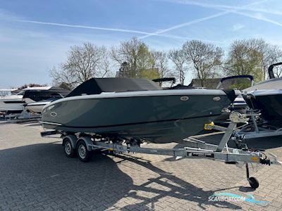 Cobalt CS22 Motorboat 2018, with Mercruiser  engine, The Netherlands