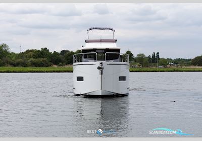 Cobra Yachts Futura 36 Premium Fly Motorboat 2023, with Yanmar Maakt Betrouwbare en Zuinige Scheepsdieselmotoren Voor Zowel Pleziervaart Als Commerciële Schepen. Ze Staan Bekend om Hun Duurzaamheid, Wereld engine, The Netherlands
