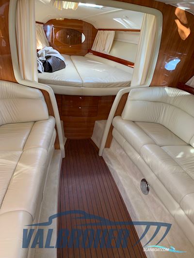 Colombo ATLANTIC 38 SX Motorboat 2000, with Volvo Penta 7.4 Gi DP-SM engine, Italy