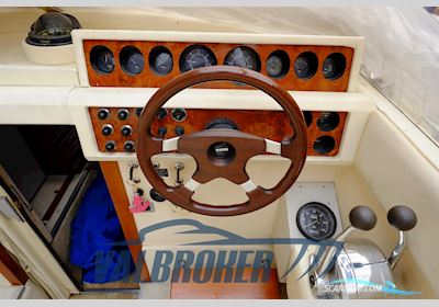 Colombo Antibes 27 Motorboat 1981, with Mercruiser 5.0 LX/V8 Alpha One engine, Italy