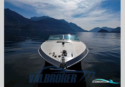 Colombo Antibes 27 Motorboat 1982, with Mercury Mcm 228 engine, Italy
