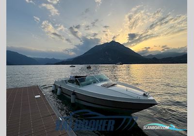 Colombo VANTAGE 25 Motorboat 1984, with Marine Power MCM 3.0 L 2000 engine, Italy