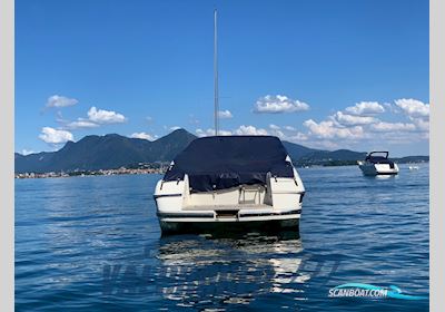 Colombo VIRAGE 34 Motorboat 2000, with Volvo Penta KAD 44 engine, Italy