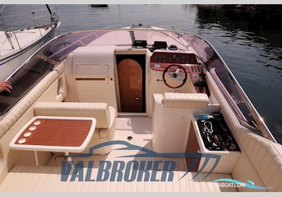 Colombo VIRAGE 34 Motorboat 2000, with Volvo Penta KAD 44 engine, Italy