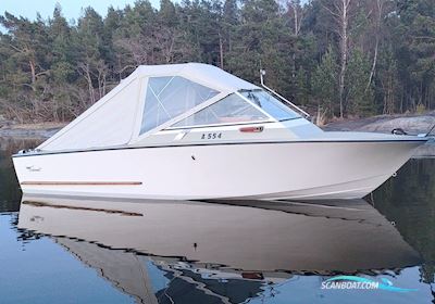 Coronet 21 DC Motorboat 1970, with Volvo Penta V6 3.2L Gxi engine, Finland