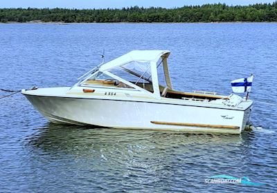 Coronet 21 DC Motorboat 1970, with Volvo Penta V6 3.2L Gxi engine, Finland