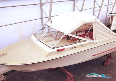 Coronet 21 DC Motorboat 1970, with Volvo Penta V6 3.2L Gxi engine, Finland