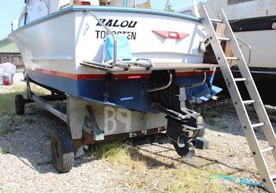 Coronet 24 Cabin Motorboat 1969, with Mercruiser 4,3 Mpi engine, Denmark