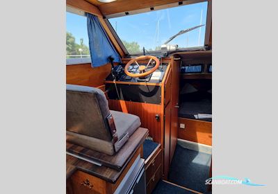 Coronet 26 Family med Yanmar dieselmotor. NEDSAT Motorboat 1976, with Yanmar engine, Denmark