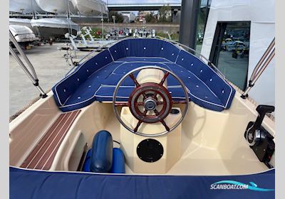 Corsiva 470 Classic Occasion Motorboat 2008, with Suzuki engine, The Netherlands