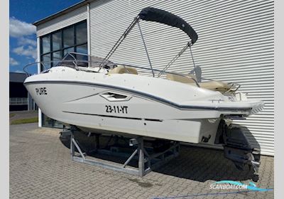 Cranchi 30 Endurance Motorboat 2014, with Volvo Penta engine, The Netherlands