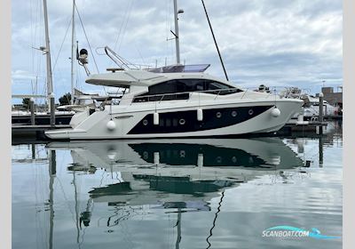 Cranchi 54 Fly Motorboat 2015, with Volvo D11-730 Ips 950 engine, Croatia