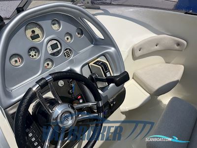 Cranchi Csl 27 Motorboat 2008, with Volvo Penta V8 5.7 Gxi engine, Italy