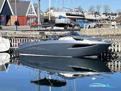 Cranchi E30 Endurance (2021) Yderligere Nedsat Motorboat 2021, with Volvo Penta engine, Denmark