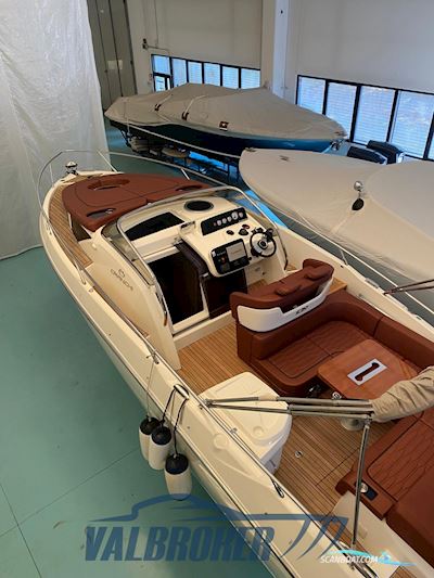 Cranchi ENDURANCE 30 Motorboat 2021, with Volvo Penta V8 350 engine, Italy