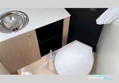 Cranchi Endurance 30 Motorboat 2023, with Volvo Penta D4 320 engine, Sweden