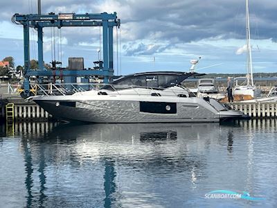 Cranchi M44 HT (2022) - Nedsat Motorboat 2022, with Volvo Penta D6 m/Joystik engine, Denmark