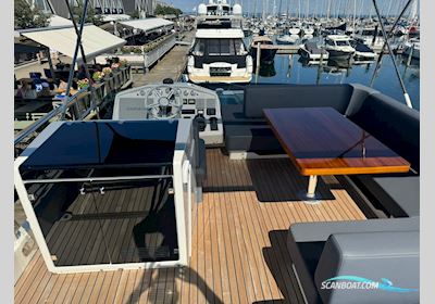 Cranchi T43 Eco Trawler LD - (2022) Solgt Motorboat 2022, with Volvo Penta Ips 500 x 2 Inkl. Dps og Assistent Docking engine, Denmark