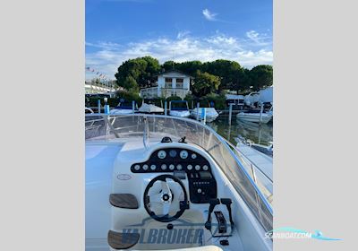 Cranchi Zaffiro 28 Motorboat 2006, with Volvo Penta 4.3 Gxi engine, Italy