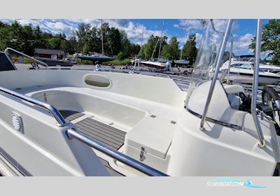 Crescent STINGRAY Motorboat 2003, with  Yamaha engine, Sweden