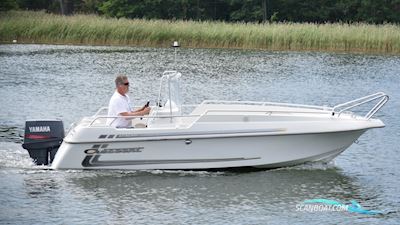 Crescent Stingray Motorboat 2003, with  Yamaha engine, Sweden