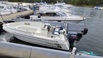 Crescent Stingray Motorboat 2003, with  Yamaha engine, Sweden