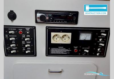 Crownline 250 CR Motorboat 1996, with Volvo Penta engine, The Netherlands
