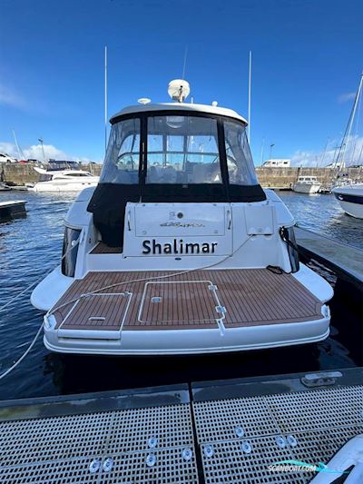 Cruisers Yachts 420 Express Motorboat 2007, with Volvo Penta D6-370 - Ips500 engine, United Kingdom