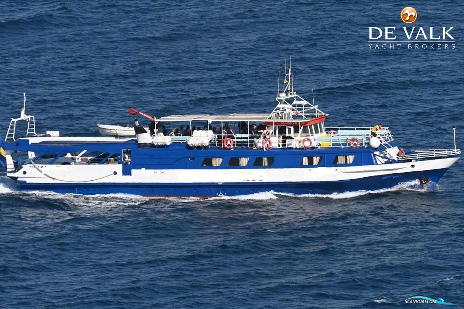 Day Passengers Ship Alexander Green 80 Motorboat 1980, with Daewoo engine, Greece