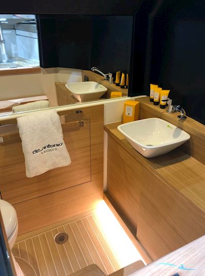 De Antonio Yachts D28 Open Motorboat 2024, with Mercury 200 HP V6 engine, Spain