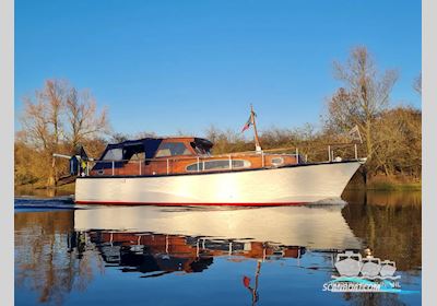 De Vries Lentsch 10.50 OK/AK Motorboat 1970, with Daf engine, The Netherlands