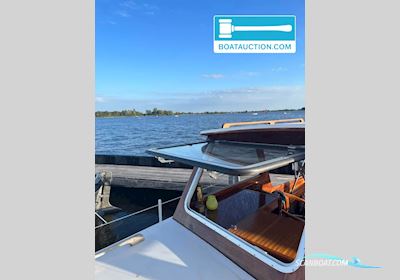 De Vries Lentsch 950 Motorboat 1975, with Mitsubishi Craftsman engine, The Netherlands