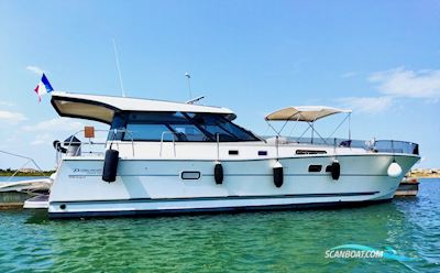 Delphia Escape 1350 Motorboat 2015, with Nanni T4 200CV engine, France