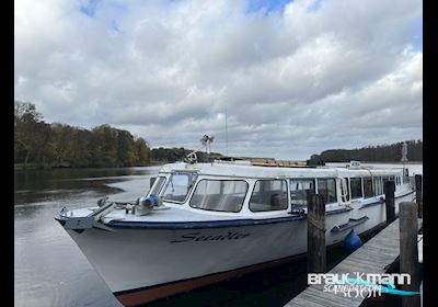 Deutscher Werftbau 23.3 Seeadler Motorboat 1956, with Mercedes engine, Germany